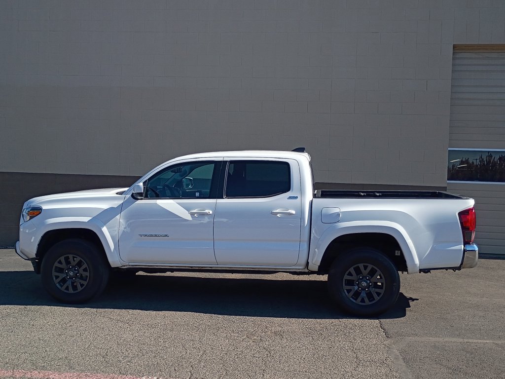 Used 2023 Toyota Tacoma SR5 RWD image 8