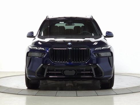 Used 2026 BMW X7 xDrive40i w/ M Sport Package image 2