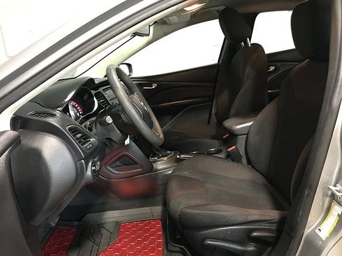 Used 2015 Dodge Dart SE w/ Convenience Group image 11