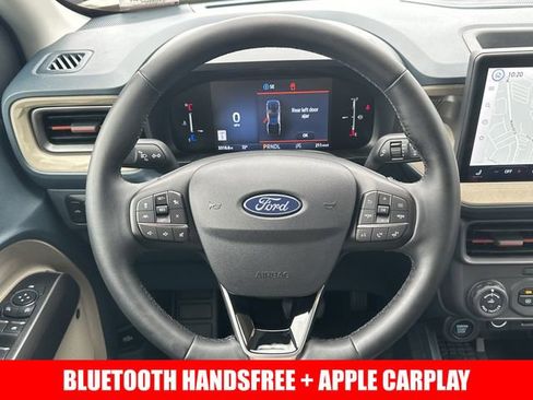 Used 2025 Ford Maverick Lariat image 9