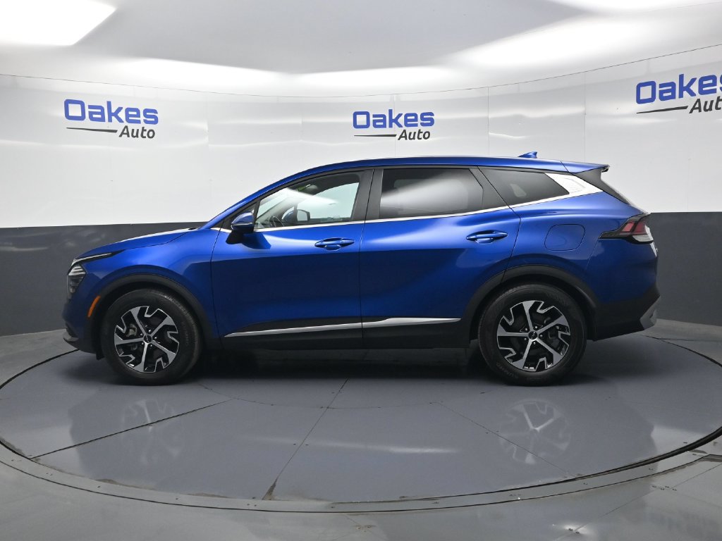 Certified 2024 Kia Sportage EX FWD image 4