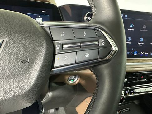 Used 2025 Chevrolet Tahoe High Country image 14