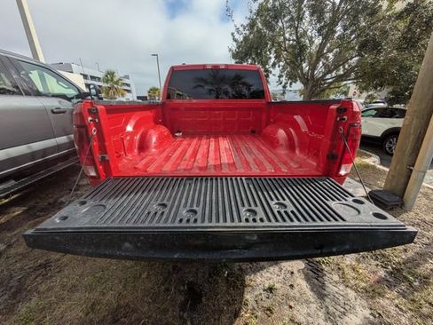 Used 2021 RAM 1500 Classic SLT image 11