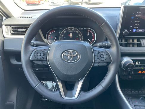 Used 2025 Toyota RAV4 XLE w/ Weather Package image 28