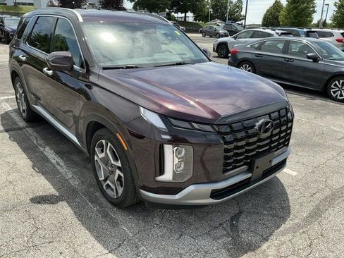 Used 2024 Hyundai Palisade Limited FWD image 3