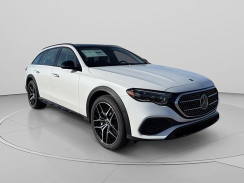 New 2026 Mercedes-Benz E 450 4MATIC All-Terrain Wagon image 7