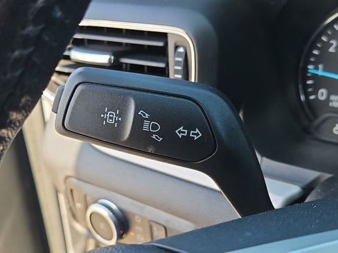 Used 2023 Ford Explorer XLT w/ Equipment Group 202A image 25