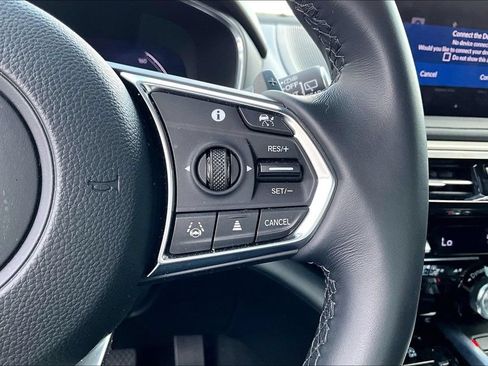 Certified 2026 Acura MDX w/ Technology Package FWD image 24