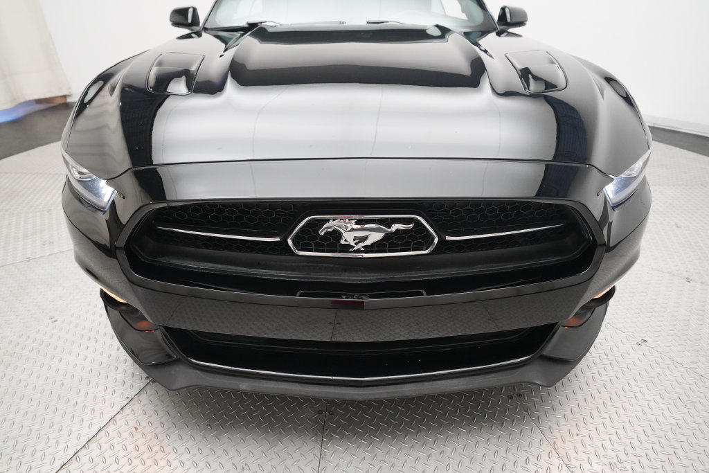 Used 2015 Ford Mustang GT Premium w/ Equipment Group 401A RWD image 20