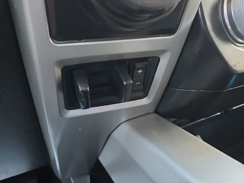 Used 2019 Ford F150 Lariat w/ Equipment Group 502A Luxury AWD/4WD image 81