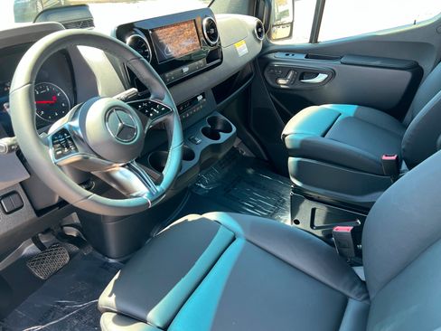 New 2026 Mercedes-Benz Sprinter 2500 image 15
