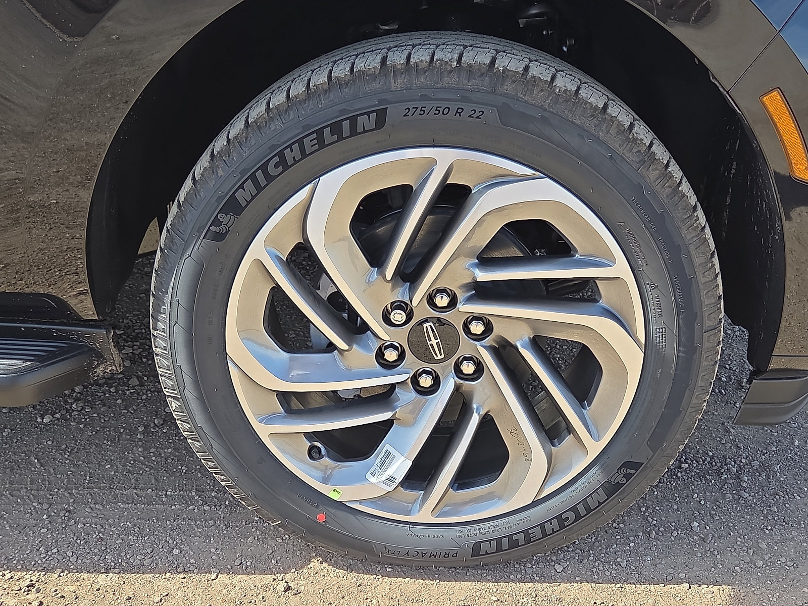 New 2026 Lincoln Navigator L Premier AWD/4WD image 7