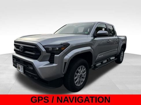 Used 2025 Toyota Tacoma SR5 image 8