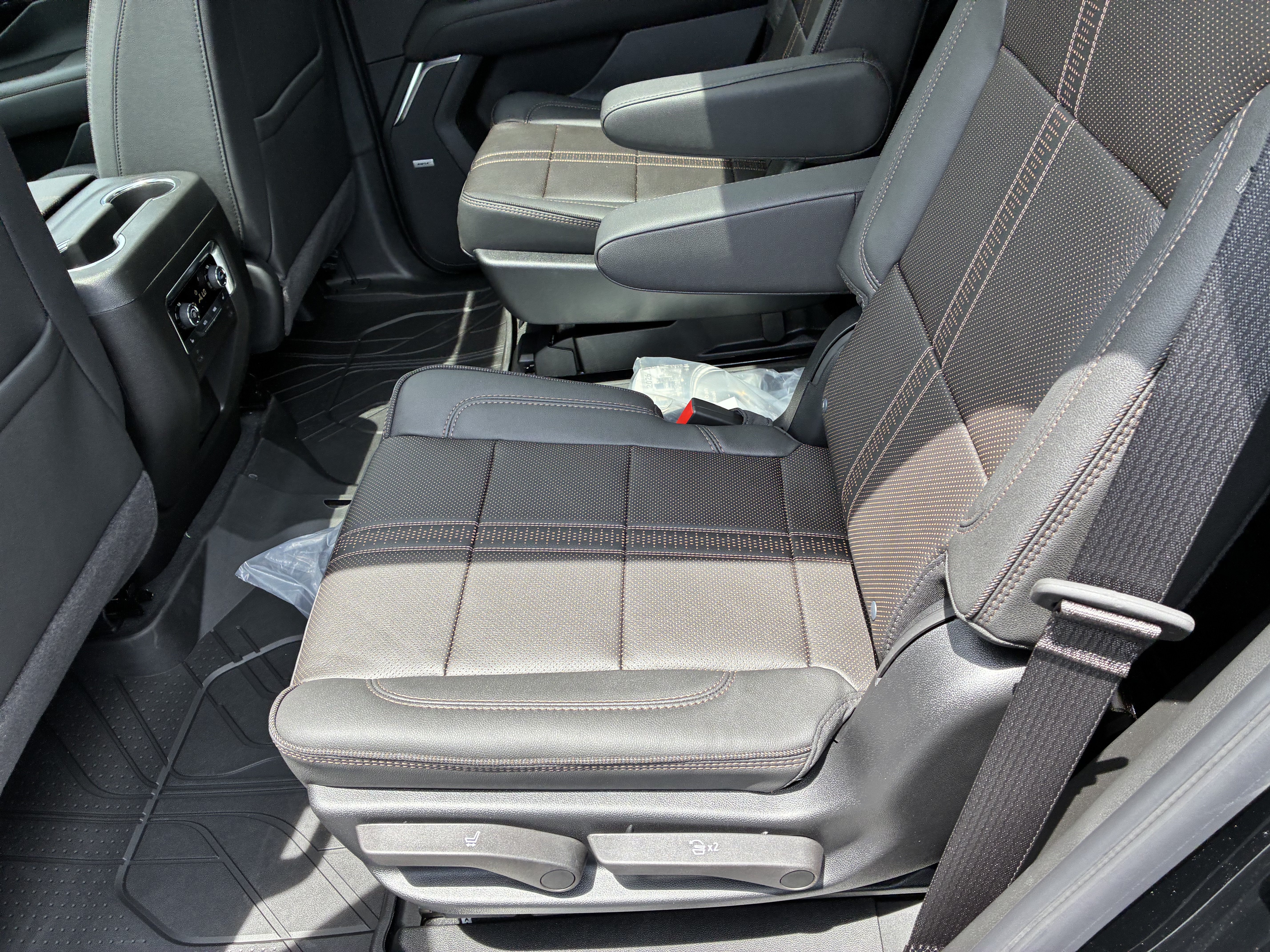 New 2026 Chevrolet Tahoe High Country RWD image 14