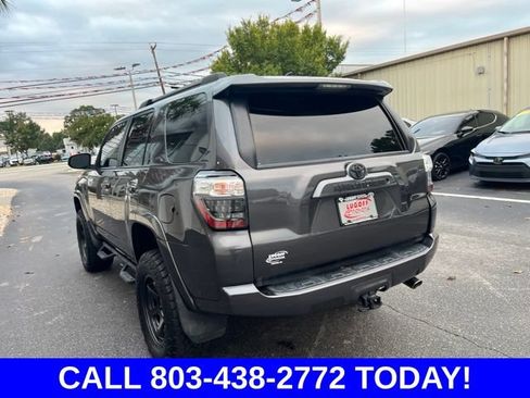 Used 2017 Toyota 4Runner SR5 AWD/4WD image 35