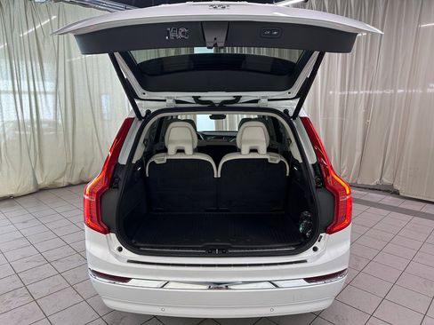 Used 2024 Volvo XC90 B6 Plus w/ Protection Package Premier image 8
