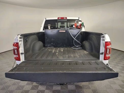Used 2023 RAM 2500 Laramie AWD/4WD image 5