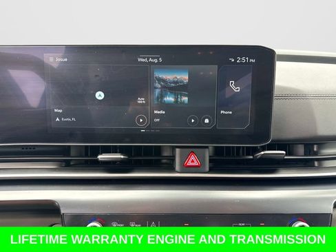 Used 2025 Kia Carnival FWD image 25