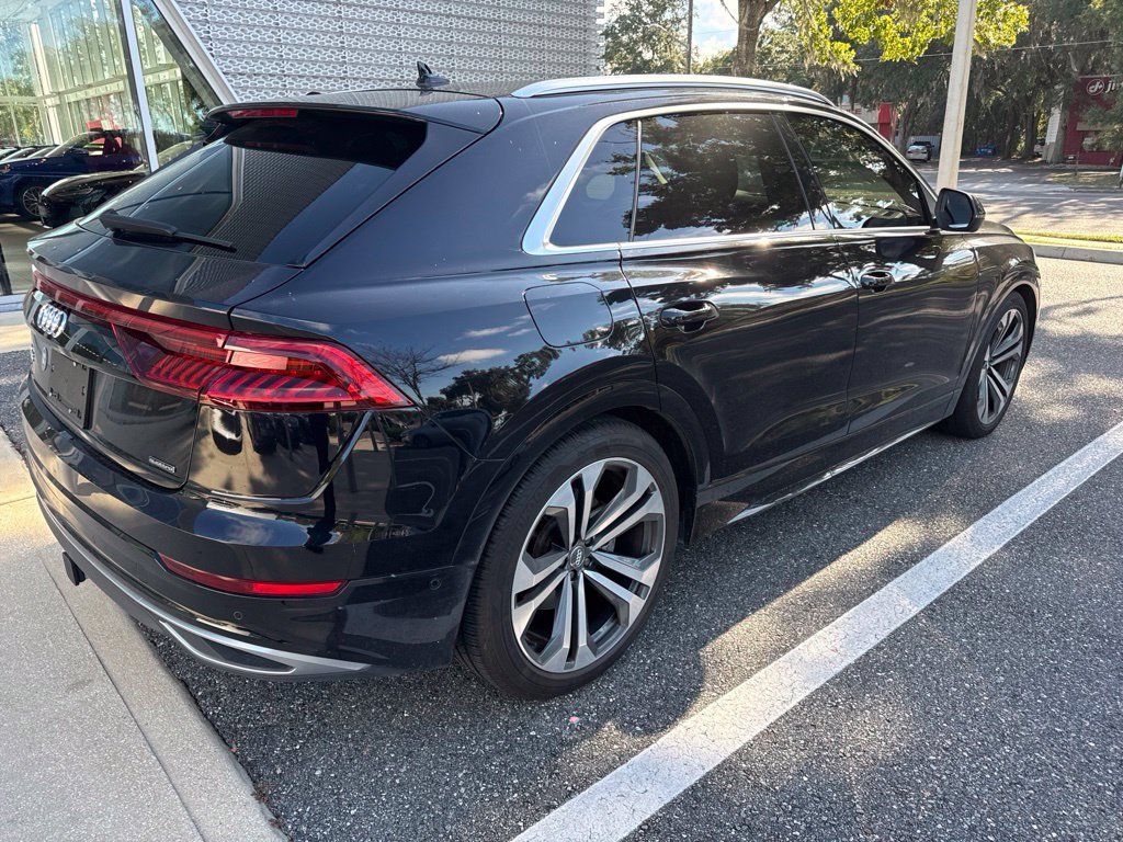 Used 2020 Audi Q8 Premium Plus AWD/4WD image 4