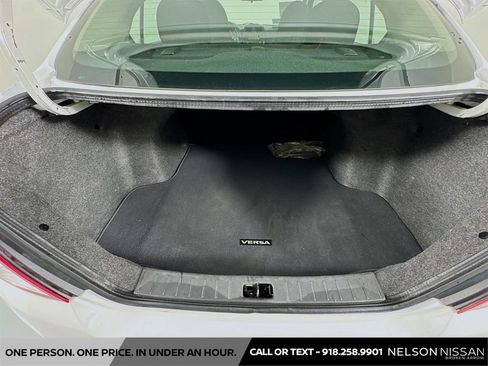 Used 2017 Nissan Versa S Plus FWD image 22