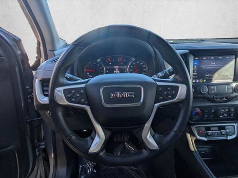 Used 2023 GMC Terrain SLT image 18