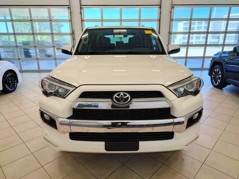 Used 2018 Toyota 4Runner Limited AWD/4WD image 6
