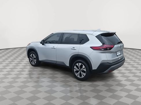 Used 2023 Nissan Rogue SV FWD image 6