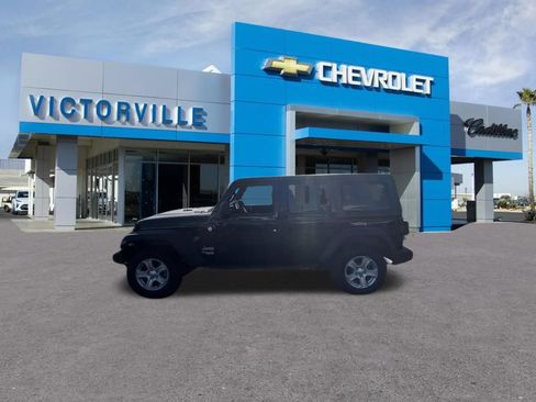 Used 2019 Jeep Wrangler Unlimited Sport S AWD/4WD image 9