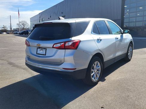Used 2021 Chevrolet Equinox LT image 3