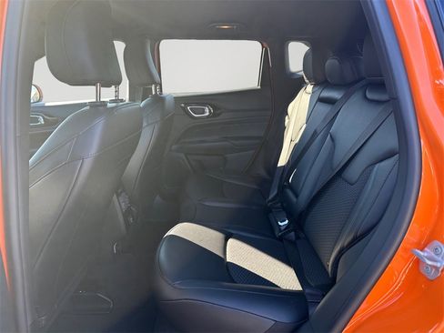 New 2026 Jeep Compass Latitude image 15