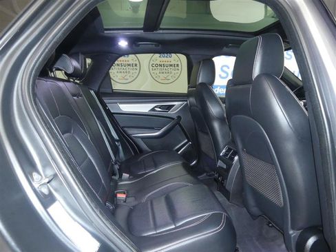 Used 2024 Jaguar F-PACE R-Dynamic S AWD/4WD image 22