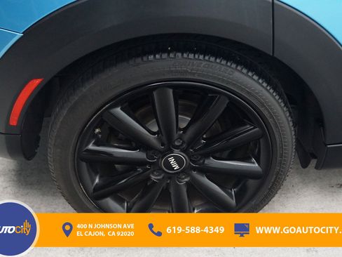 Used 2019 MINI Cooper S w/ Premium Package image 13