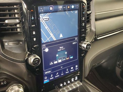 Used 2023 RAM 1500 Limited image 17