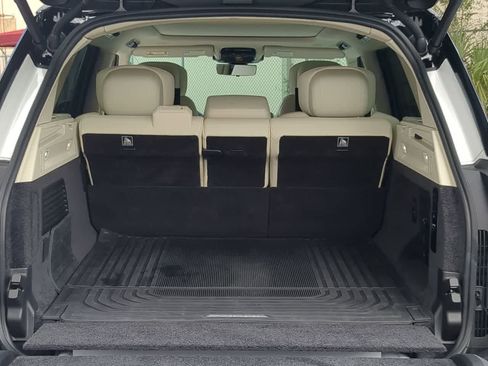 Used 2024 Land Rover Range Rover Autobiography image 35