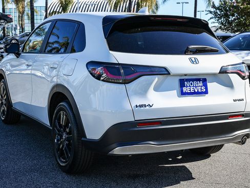 Certified 2026 Honda HR-V Sport image 8