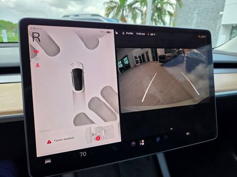 Used 2023 Tesla Model 3 Standard Range RWD image 5