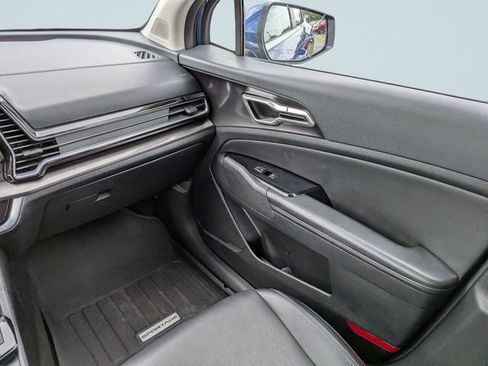 Used 2024 Kia Sportage EX FWD image 16