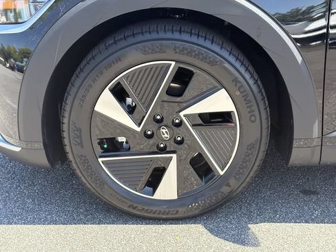 New 2026 Hyundai Ioniq 5 SE RWD image 19