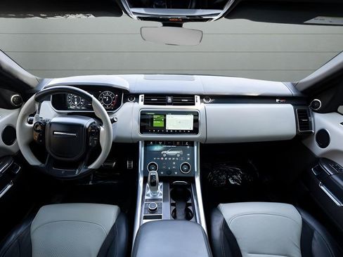 Used 2021 Land Rover Range Rover Sport SVR Carbon Edition image 22