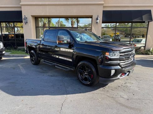 Used 2018 Chevrolet Silverado 1500 LTZ Z71 image 2