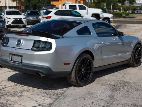 Used 2010 Ford Mustang GT Premium RWD image 14