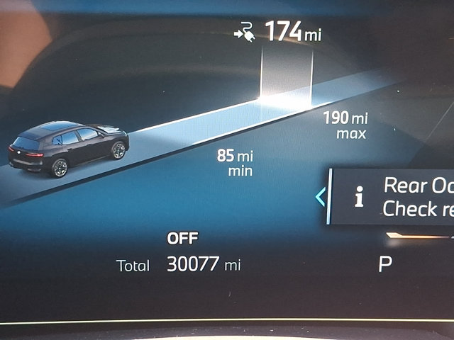Certified 2024 BMW iX xDrive50 w/ Sport Package AWD/4WD image 23