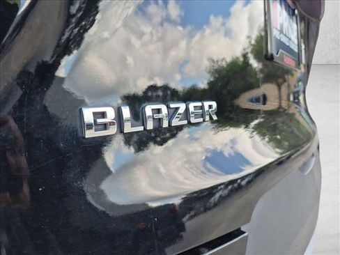 Used 2020 Chevrolet Blazer LT FWD image 8