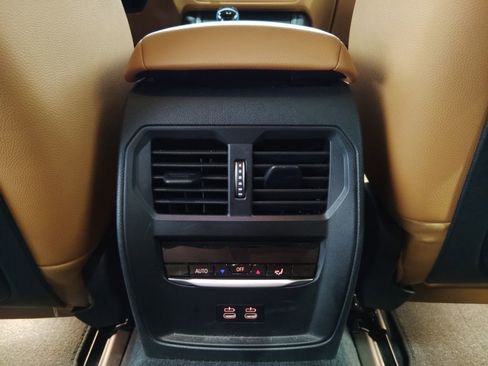 Used 2023 BMW i4 eDrive40 w/ Premium Package image 41