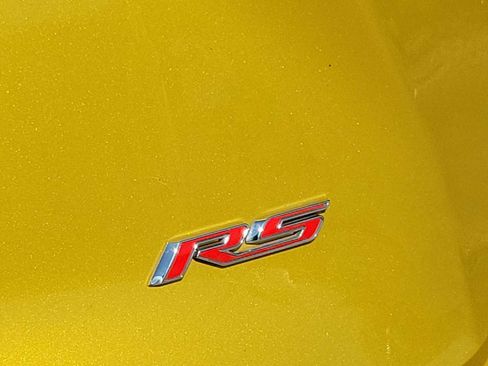 Used 2024 Chevrolet Blazer RS w/ Enhanced Convenience Package FWD image 11