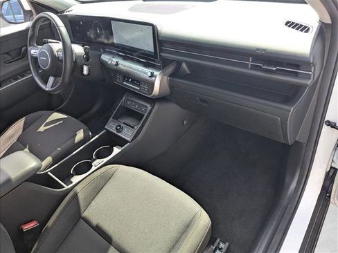 Used 2024 Hyundai Kona SEL w/ Convenience Package FWD image 21
