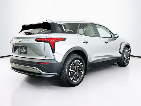 Used 2024 Chevrolet Blazer EV LT AWD/4WD image 9