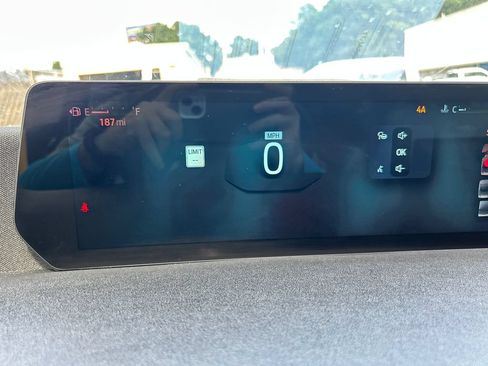 Used 2025 Ford Expedition Max Platinum w/ Driver's Package AWD/4WD image 19