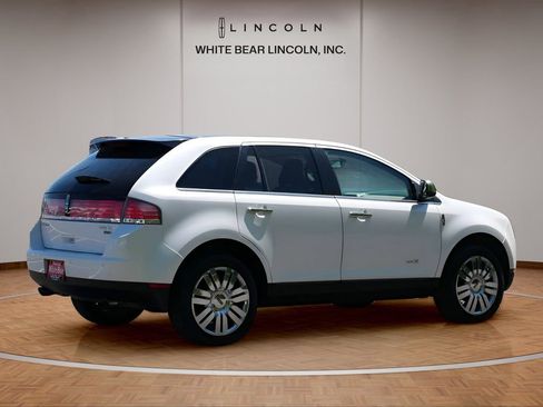 Used 2010 Lincoln MKX AWD image 5