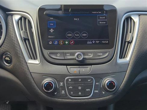 Used 2024 Chevrolet Malibu LT image 11